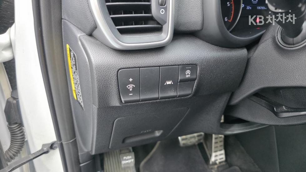 2020 - kia sportage