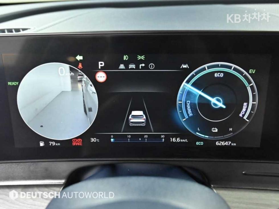 2022 - kia sportage