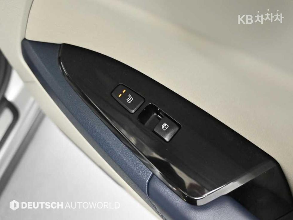 2022 - kia sportage