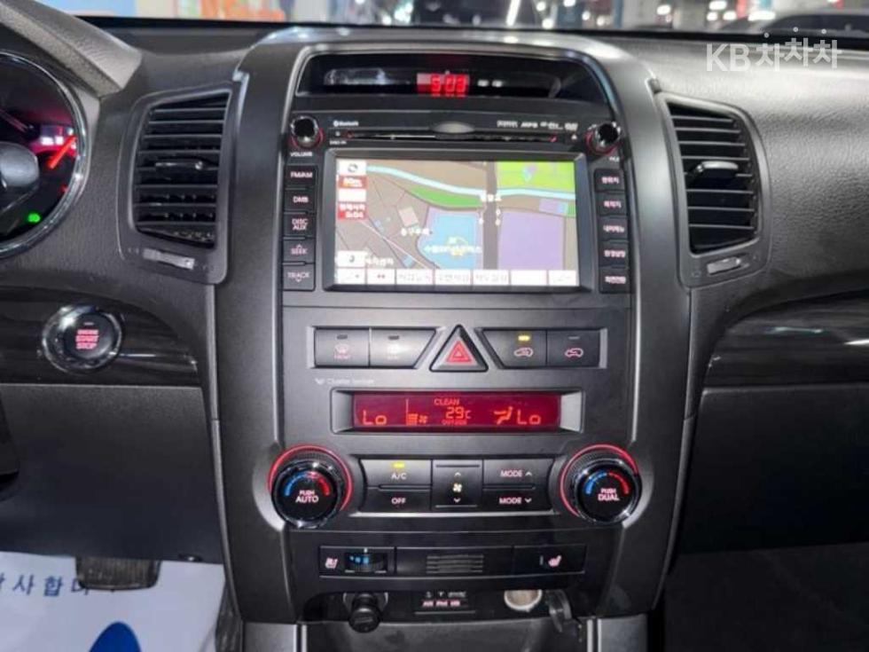 2011 - kia sorento
