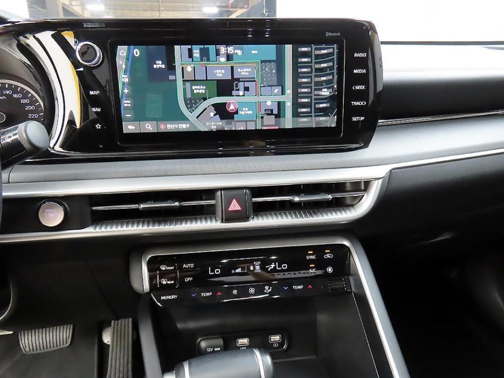 2023 - kia k5