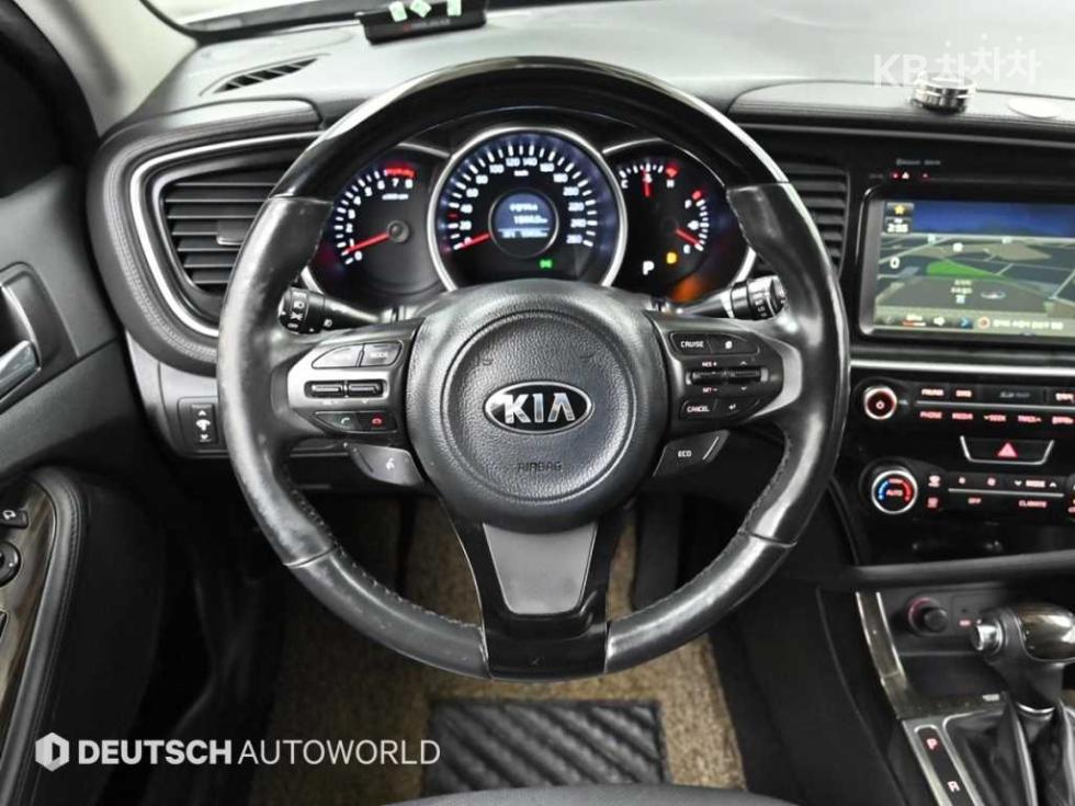 Kia K5 — miniaturë 13