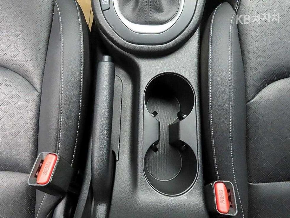2022 - kia k3