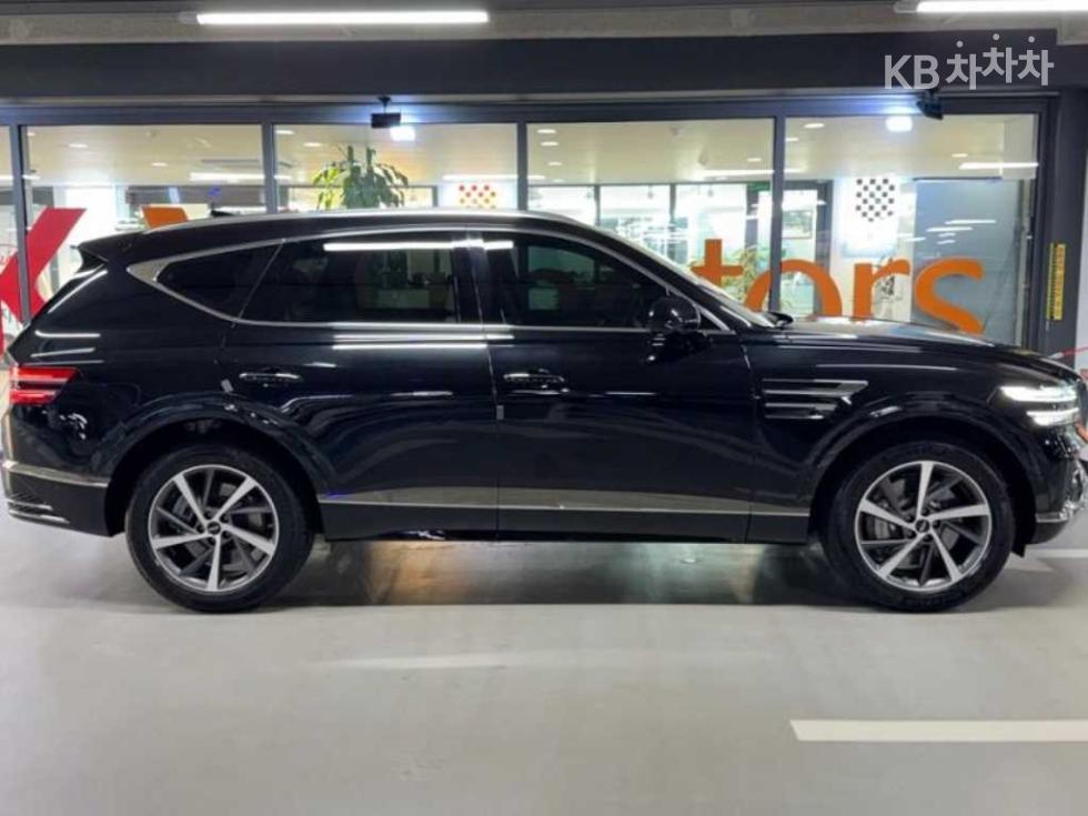 2024 Genesis GV80 photo