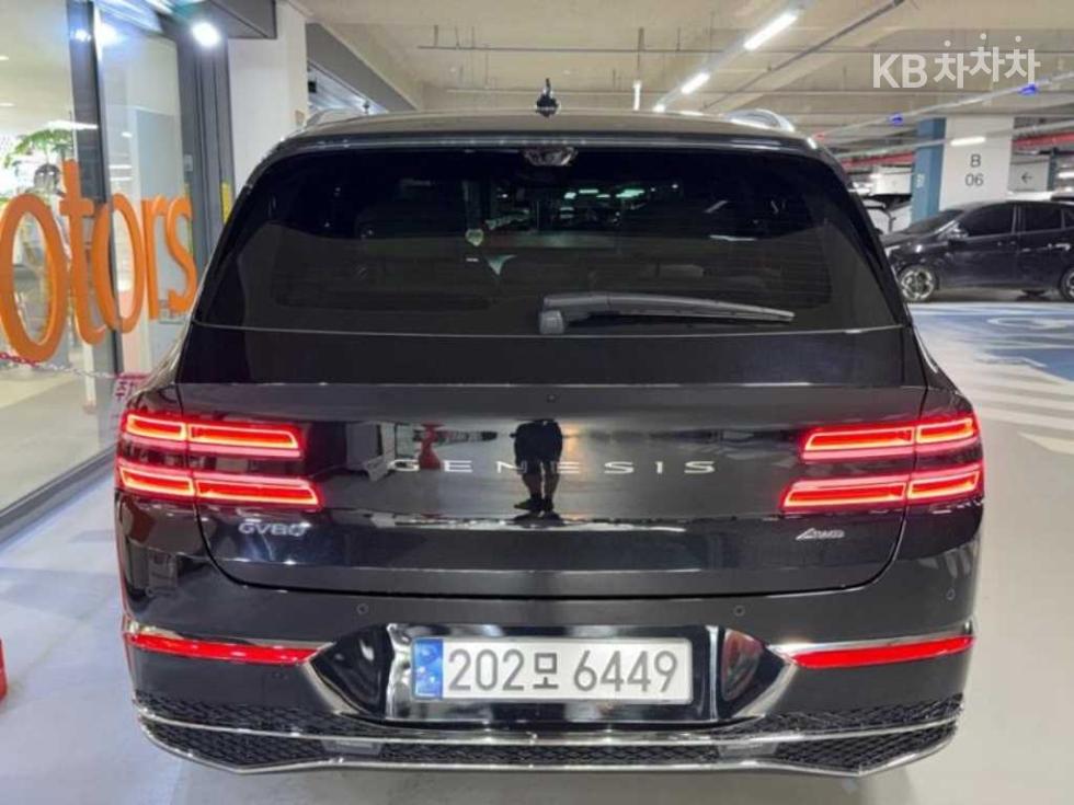 2024 Genesis GV80 photo