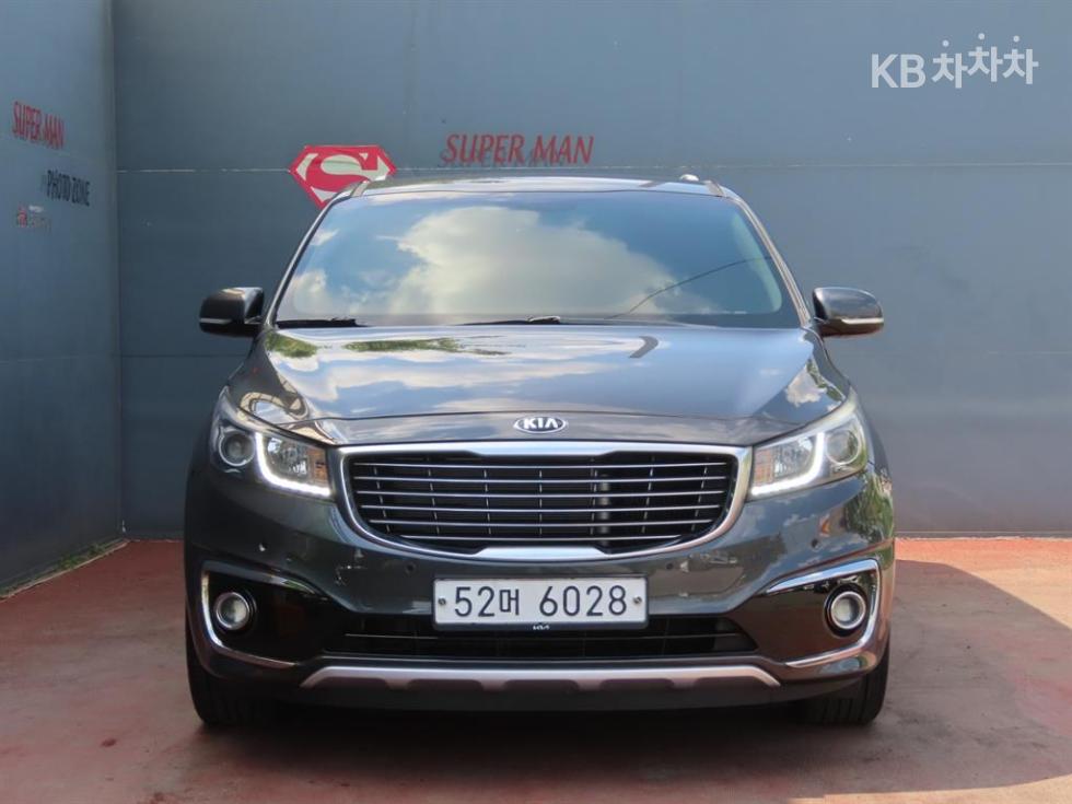 2017 - kia carnival