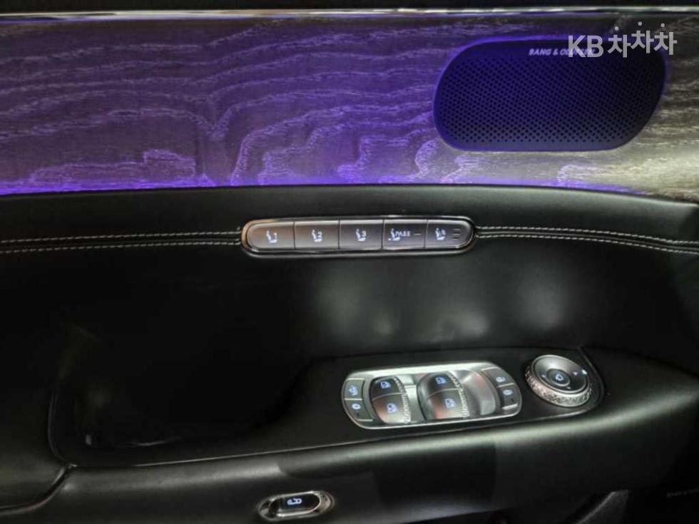 2022 Genesis G90(RS4) photo