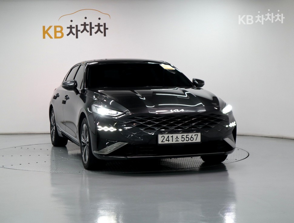 Kia K8 — miniaturë 2
