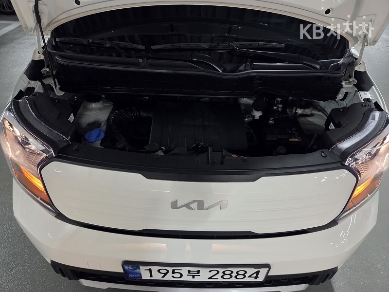 2023 - kia kia
