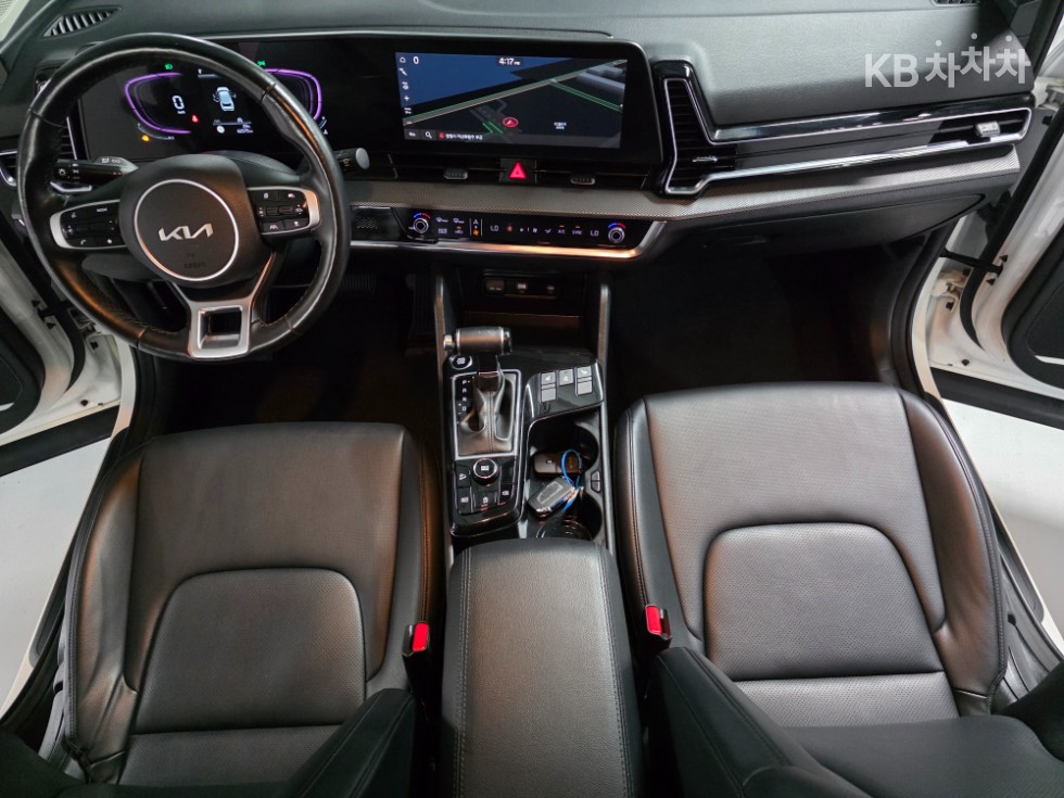 2022 - kia sportage