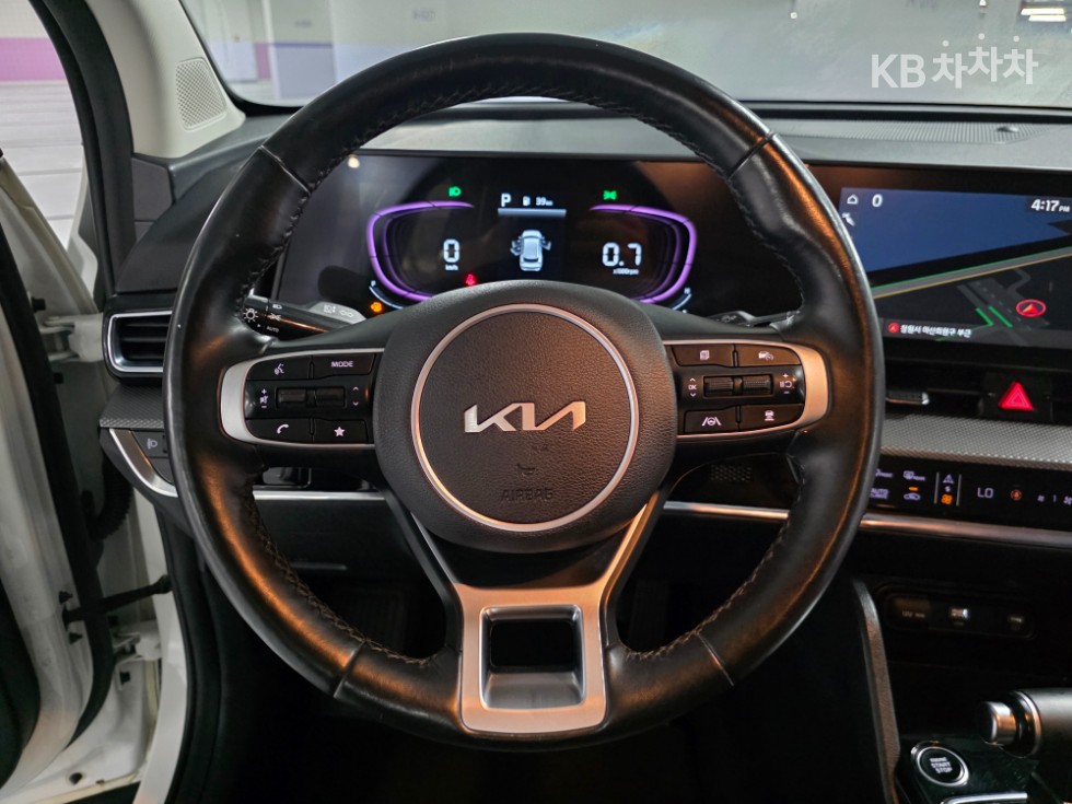 2022 - kia sportage