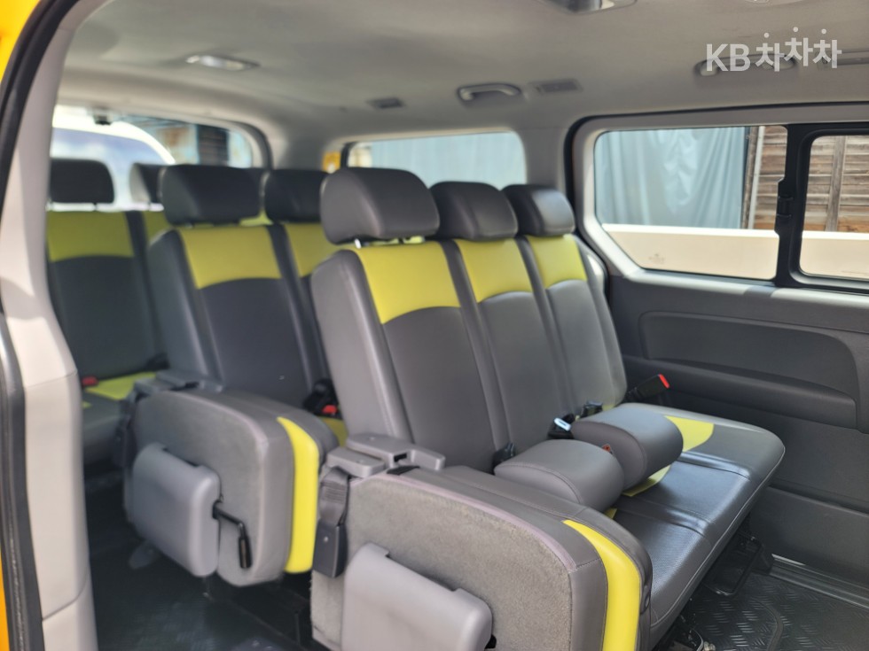 Hyundai Starex — miniaturë 16