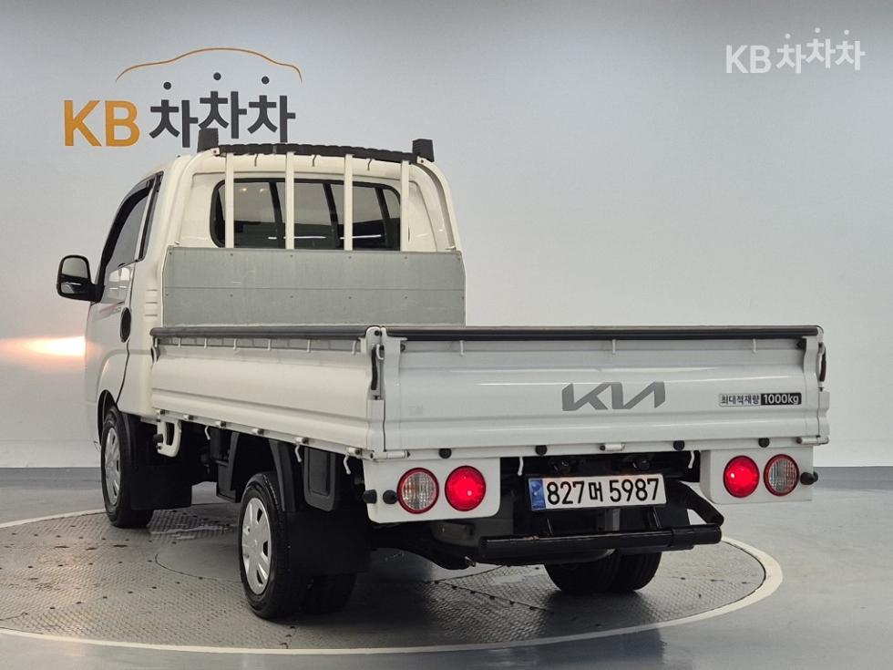 2024 - kia bongo iii