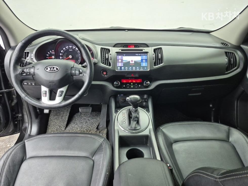 2012 - kia sportage