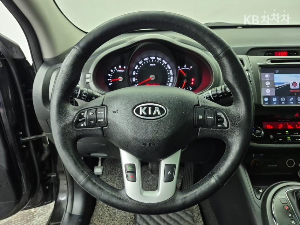 2012 - kia sportage