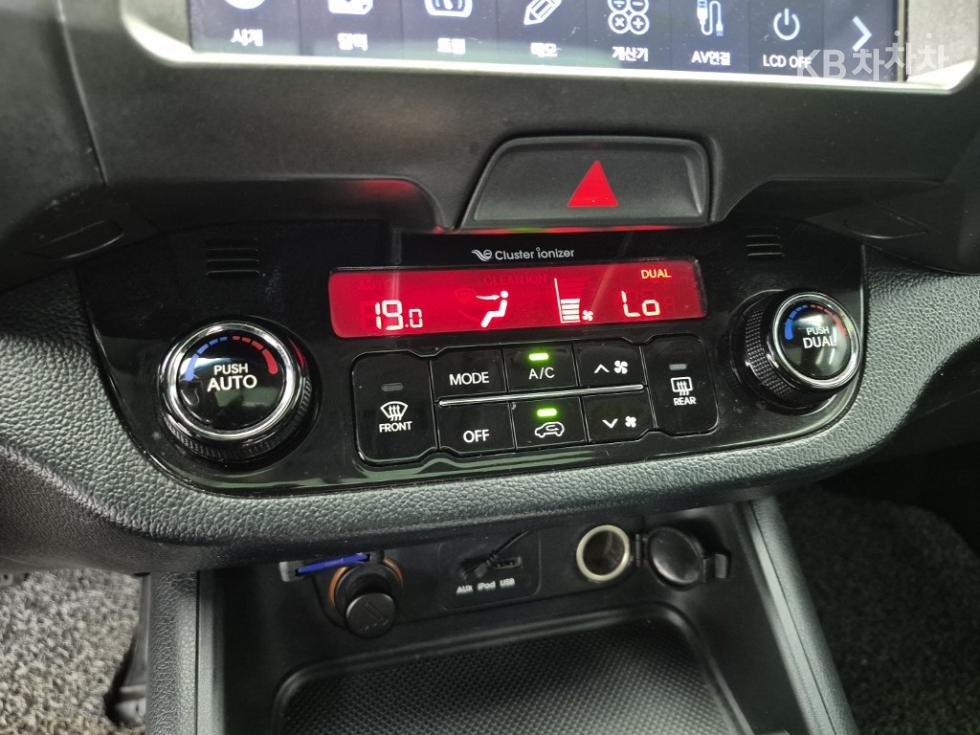 2012 - kia sportage