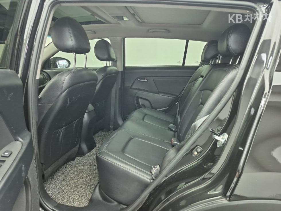 2012 - kia sportage