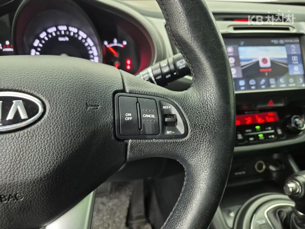 2012 - kia sportage