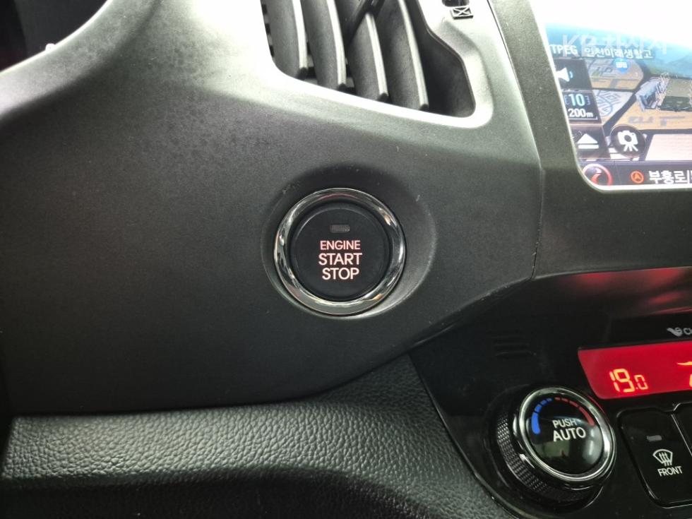2012 - kia sportage