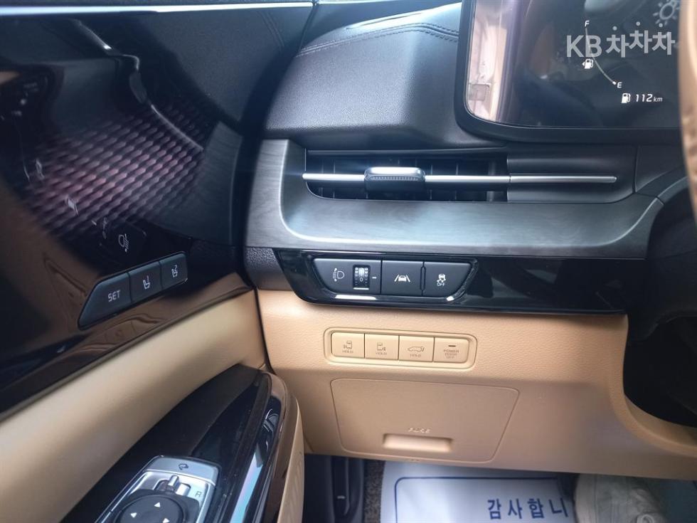 2021 - kia carnival