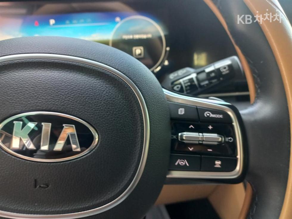 2021 - kia carnival