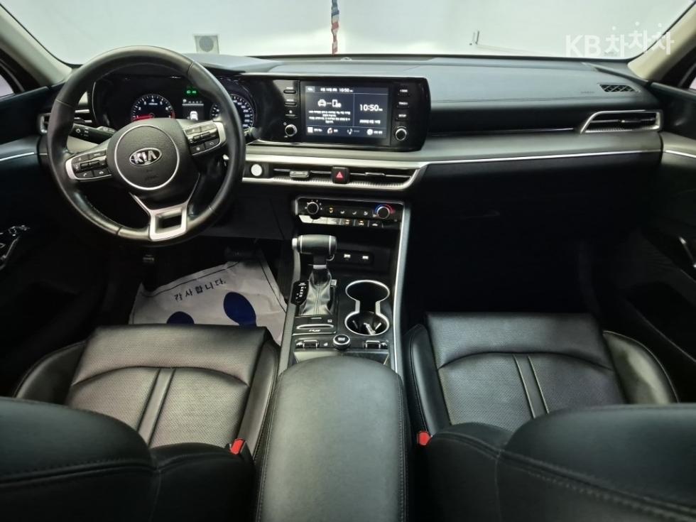 2020 - kia k5