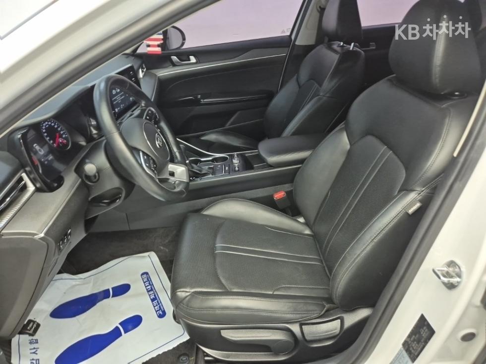 2020 - kia k5