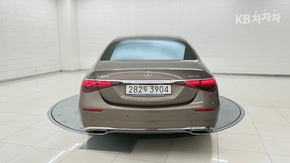 Mercedes-Benz S-klasse — miniaturë 4