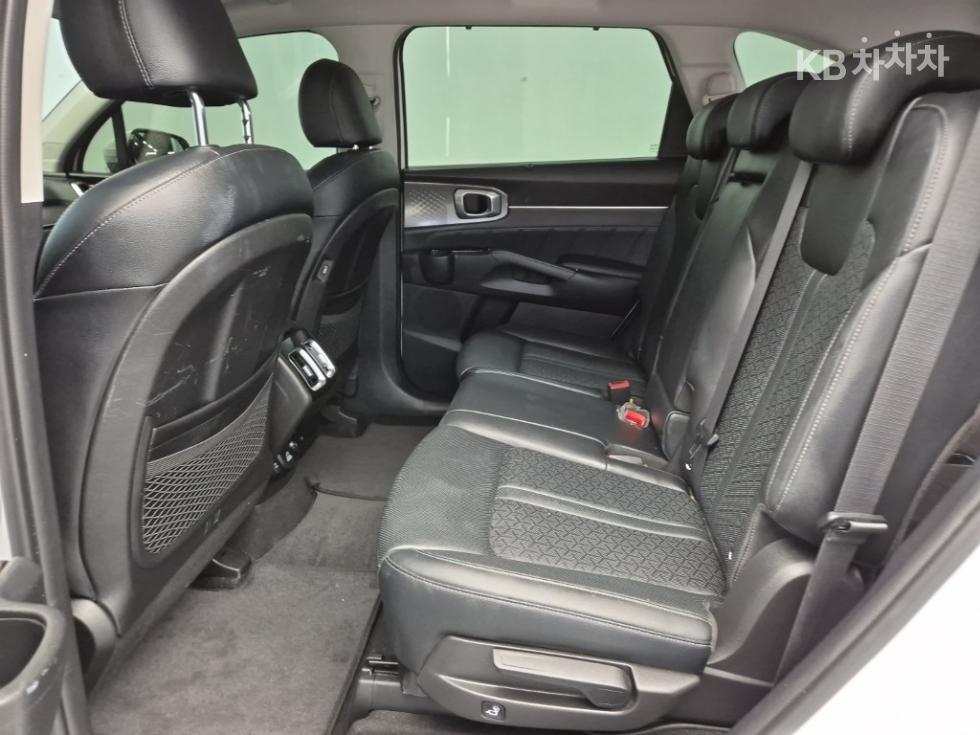 2021 - kia sorento