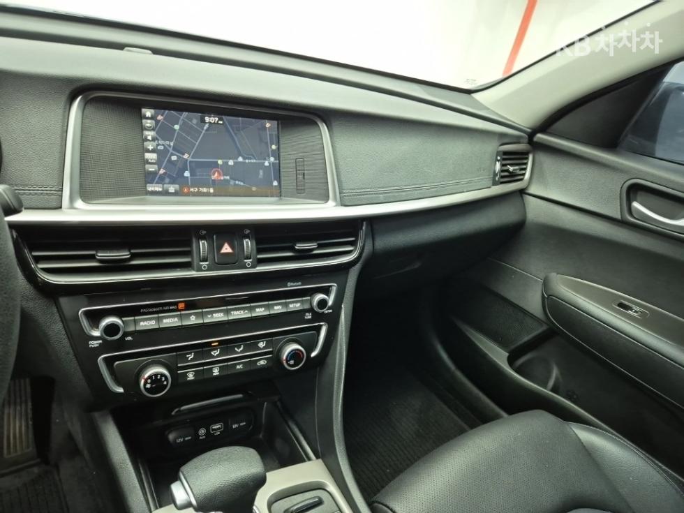 2019 - kia k5
