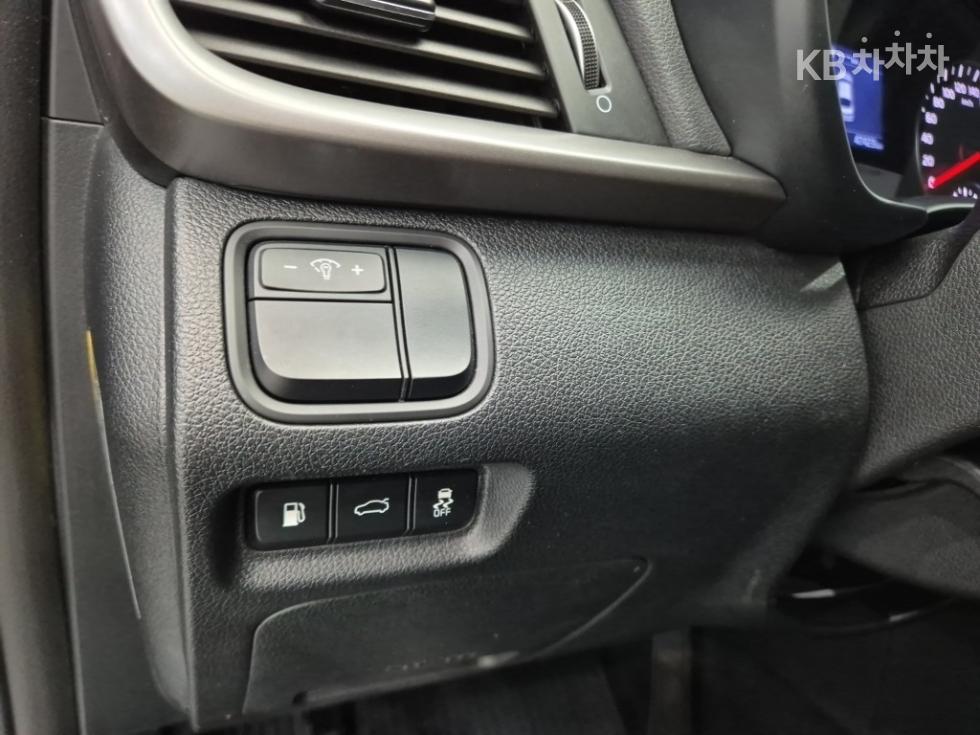 2019 - kia k5
