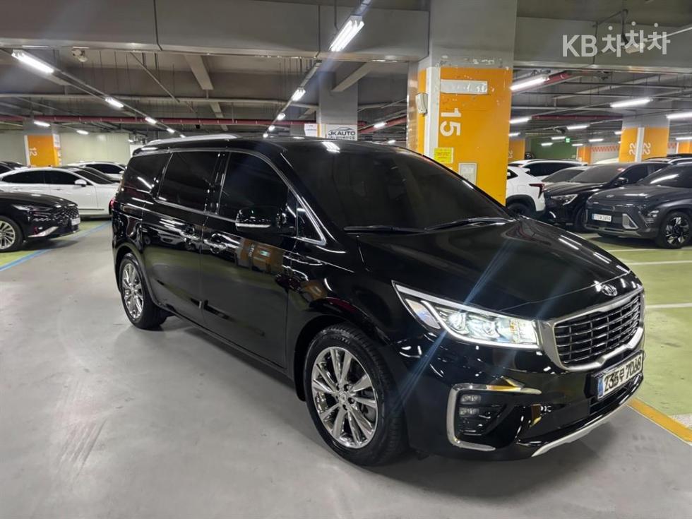 2020 - kia carnival