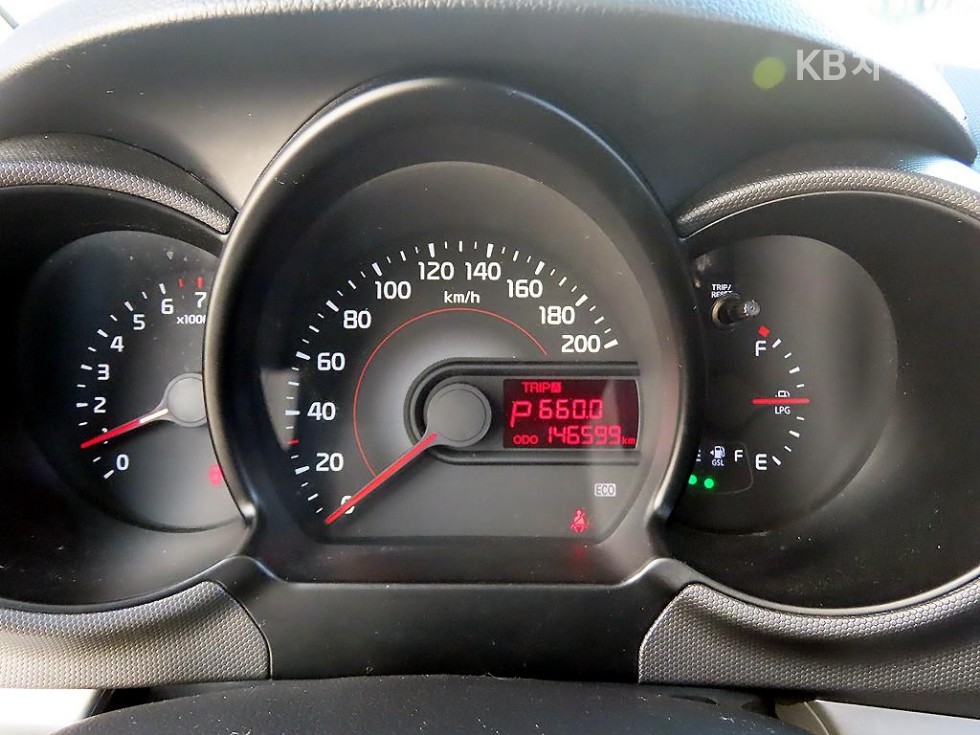 2013 - kia ray