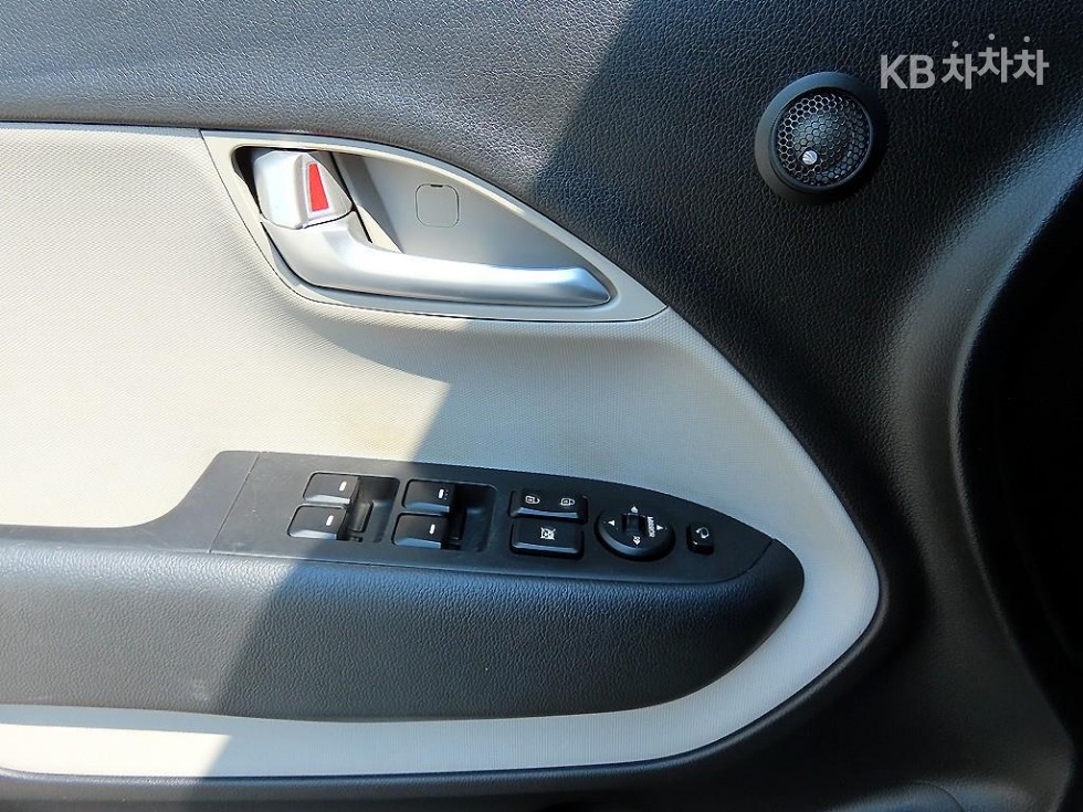 2013 - kia ray
