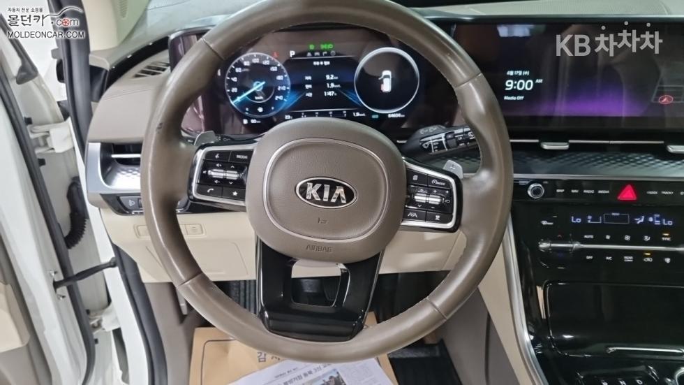 2021 - kia carnival