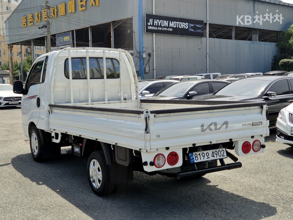 2024 - kia bongo iii