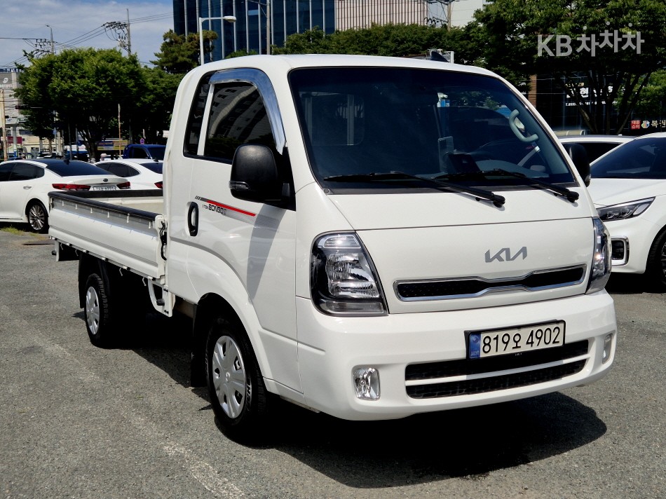 2024 - kia bongo iii