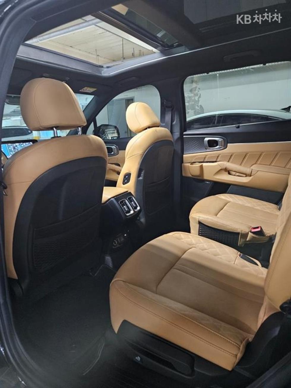 2022 - kia sorento
