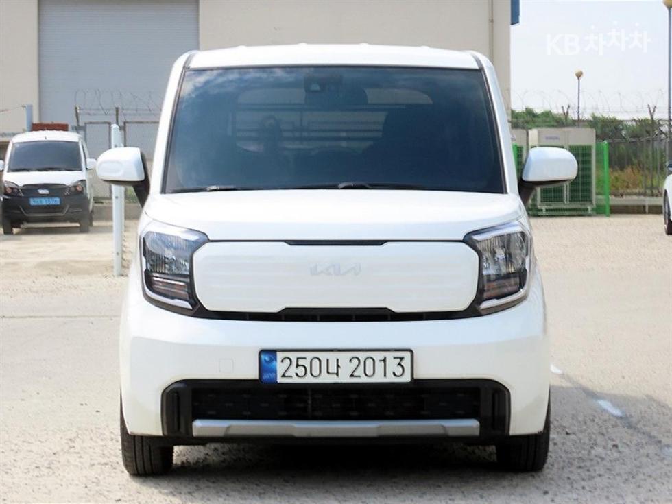 2023 kia kia