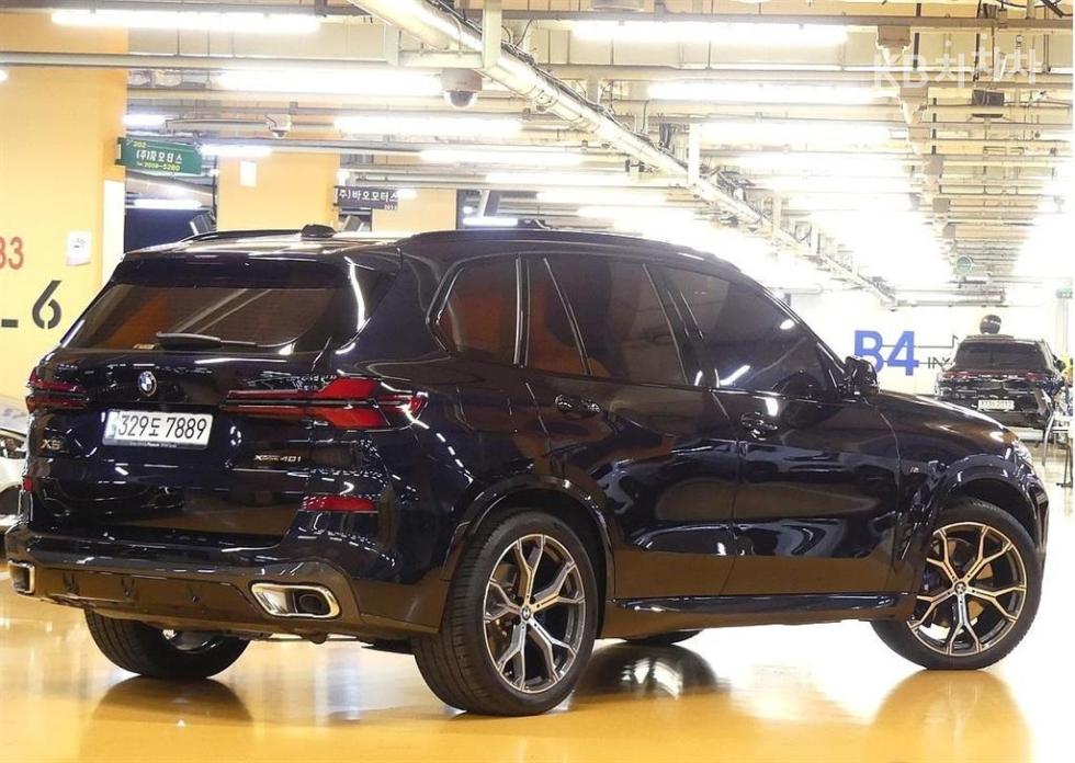 BMW X5 — miniaturë 3
