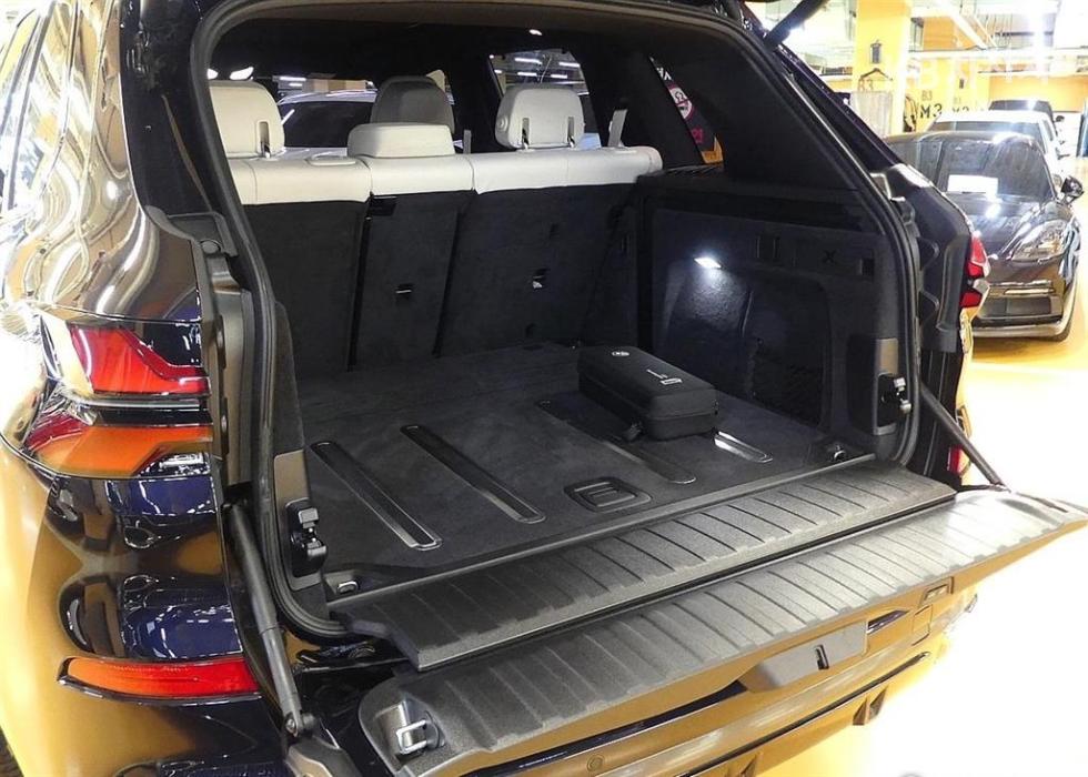 BMW X5 — miniaturë 10