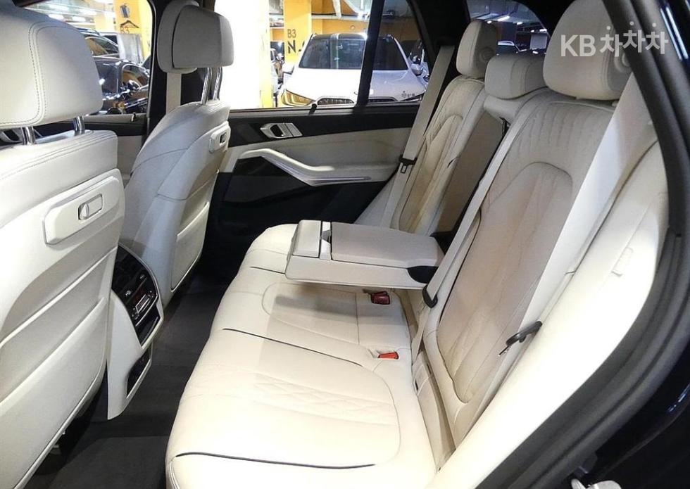 BMW X5 — miniaturë 17