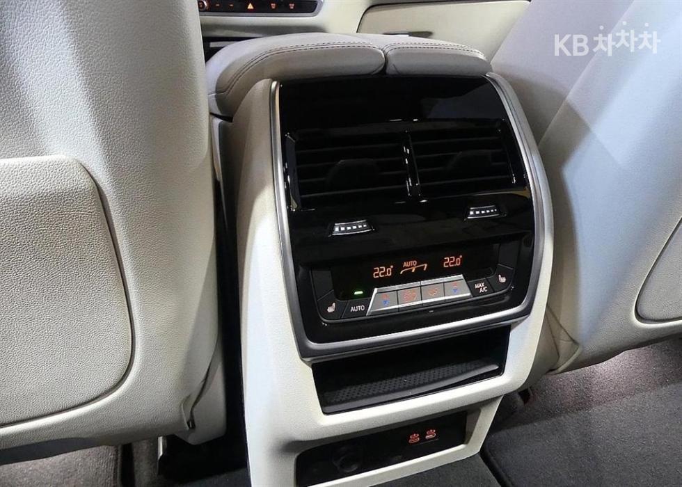 BMW X5 — miniaturë 18