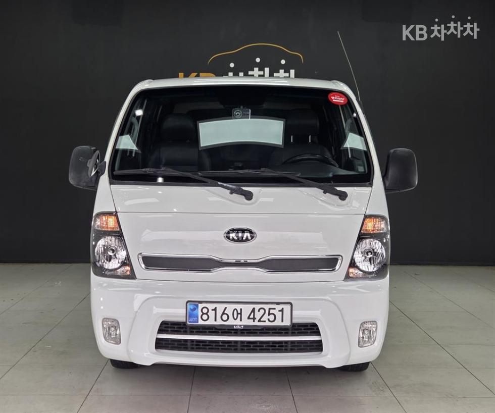 2016 - kia bongo iii