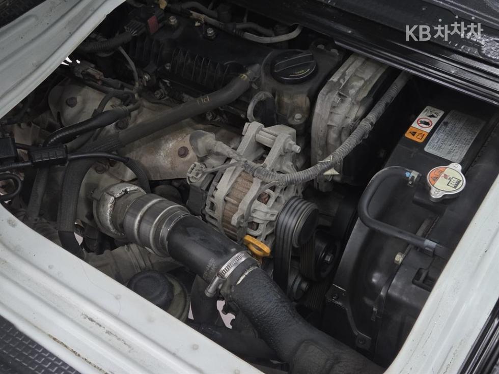 2016 - kia bongo iii