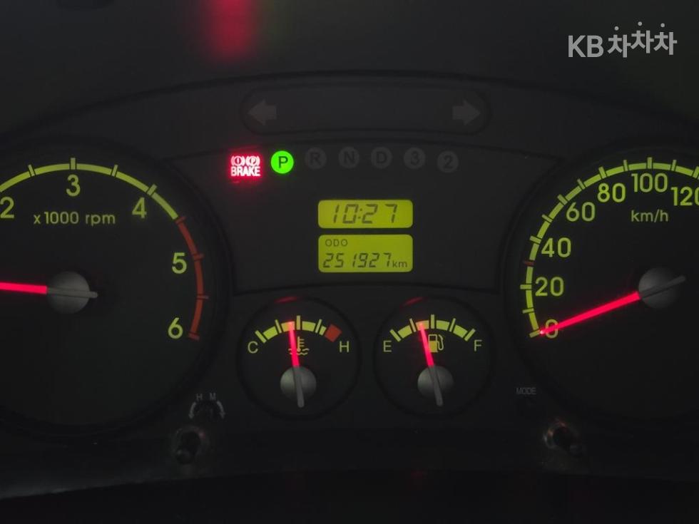 2016 - kia bongo iii
