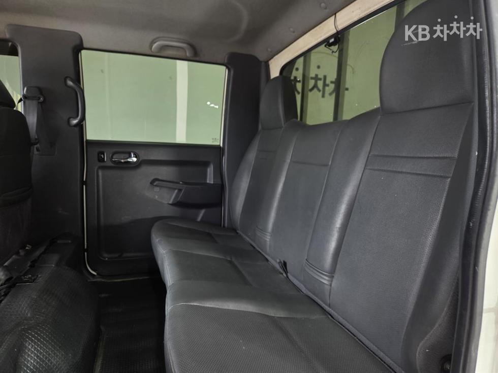 2016 - kia bongo iii