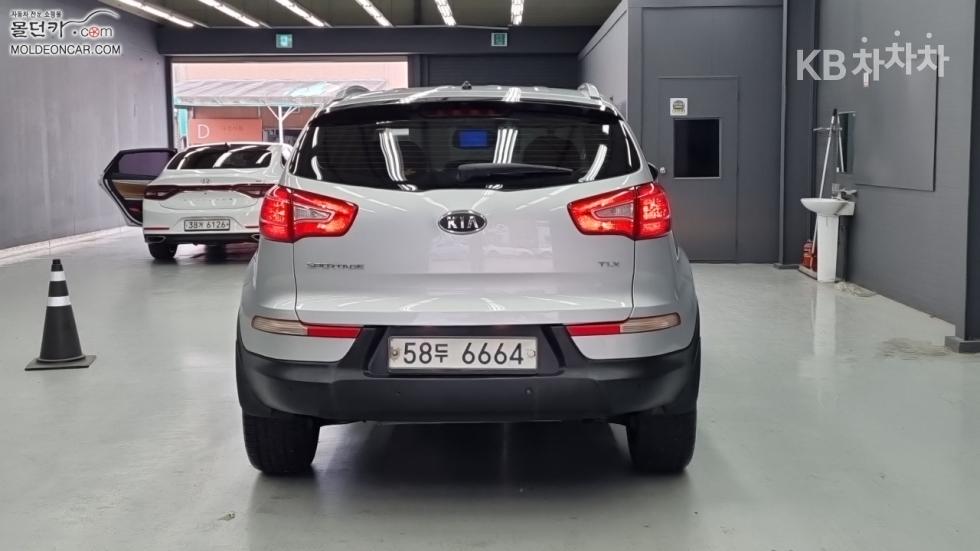 2012 - kia sportage