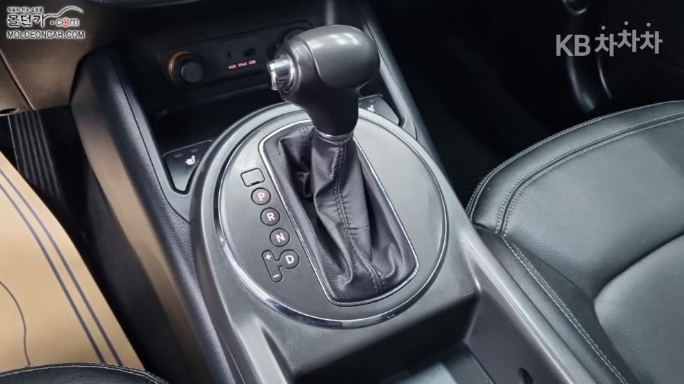 2012 - kia sportage