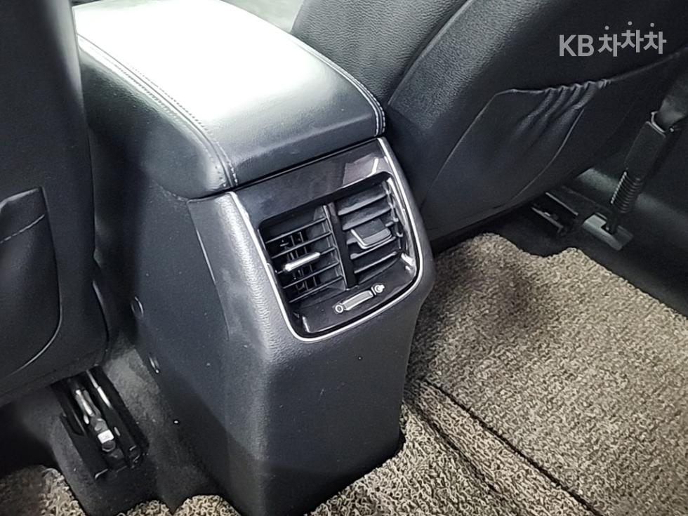 2017 - kia k7